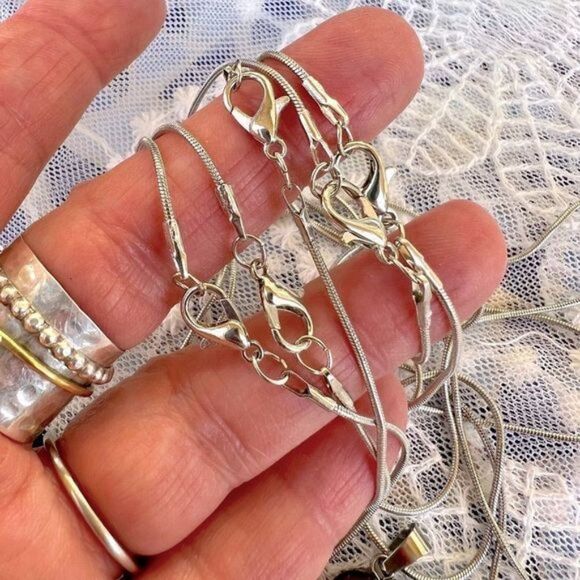 Genuine Gemstone Heart Necklace Your Choice - Picture 8 of 9